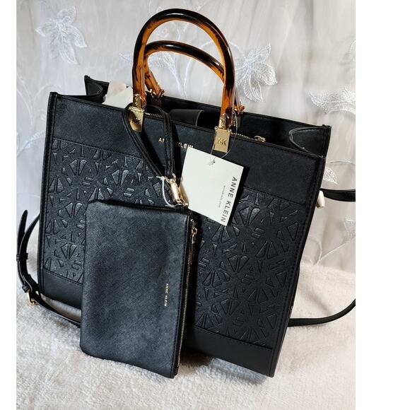 Anne Klein hand bag - Picture 1 of 3
